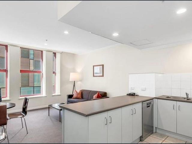 Fully Furnished Two Bedroom Apartment in the Heart of the CBD