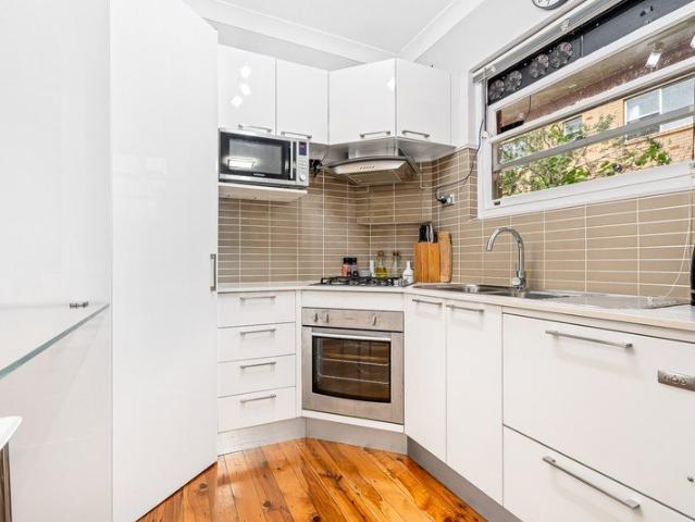 Fully furnished two bedroom unit in convenient location