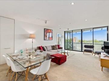 Fully furnished two beds two baths YVE apartment