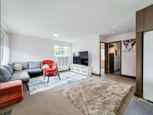 Fully furnished unit in Malua Bay