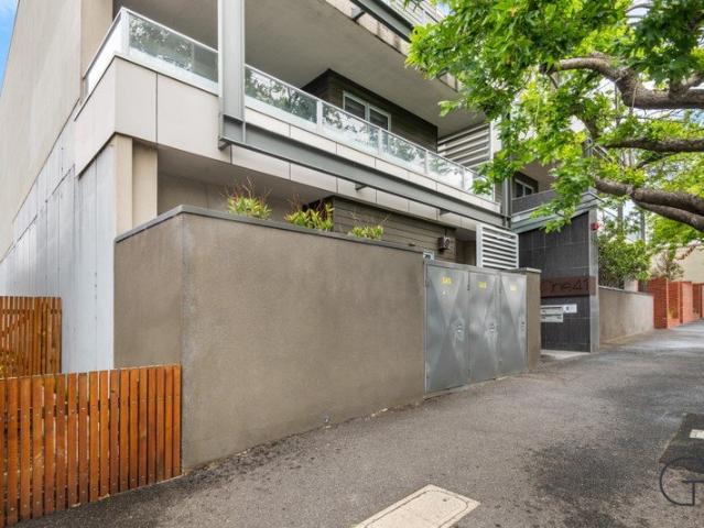 Fully Furnished Unit Offering Effortless Professional Living