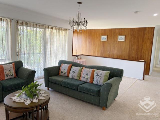 Fully furnished Upstairs rooms for rent Ideal for Shared Living