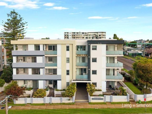 Fully Leased Residential Complex | 13 Apartments in a Single Acquisition