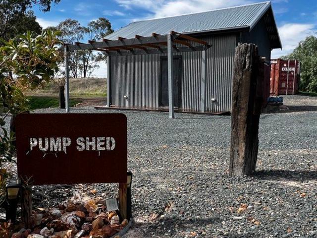 Fully Powered 1 Acre Bush Retreat with Secure Storage & Dam