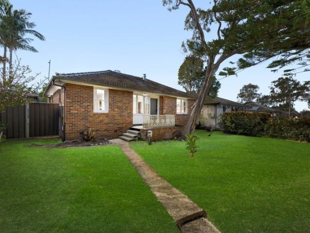 Fully Renovated 3 Bedroom Brick Home!