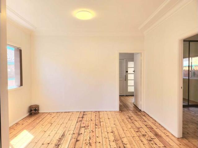 FULLY RENOVATED 3 BEDROOM HOME IN GREAT LOCATION