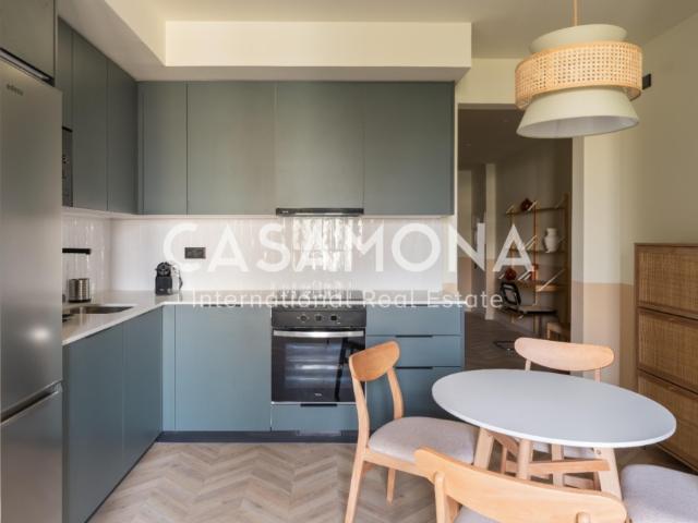 Fully Renovated 2 Bedroom Apartment in Poble Nou, Close to the Beach