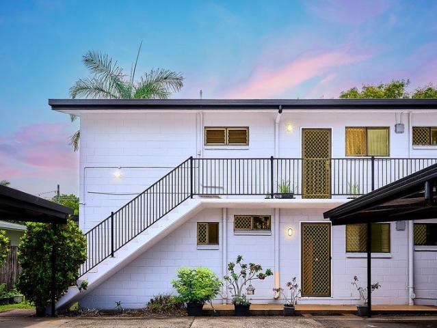 FULLY RENOVATED 2 BEDROOM UNIT