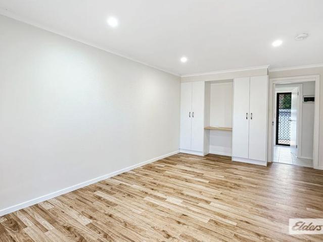 Fully Renovated 2 Bedroom Unit