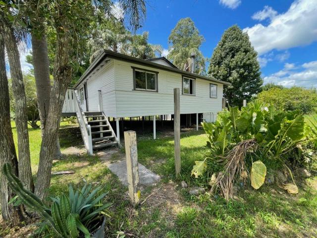 Fully Renovated 4 Bedroom Family Home with Study on Expansive Block