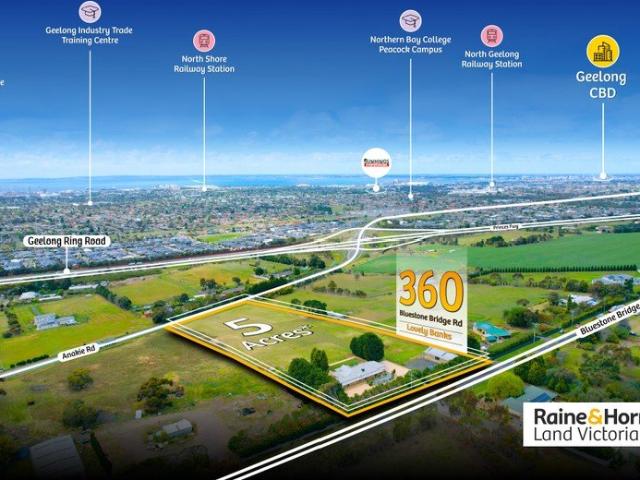 FULLY RENOVATED 55 SQUARE HOME & PANORAMIC CORIO BAY & GEELONG VIEWS ON 5 ACRES IN LOVELY BANKS!