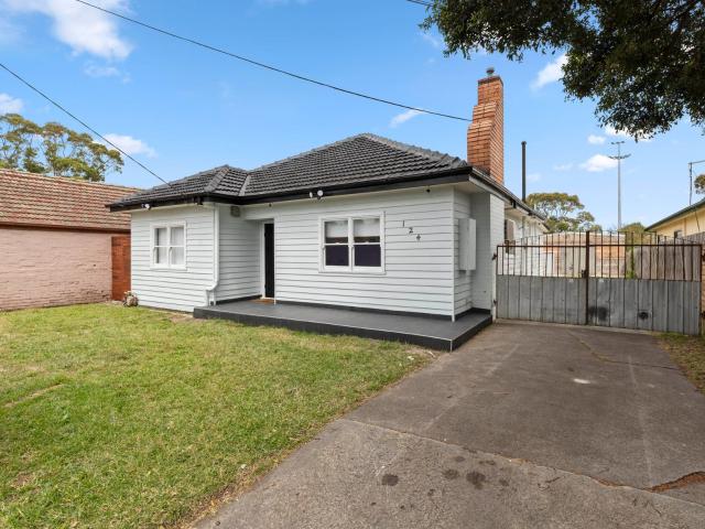 Fully Renovated 5 Bedroom Home