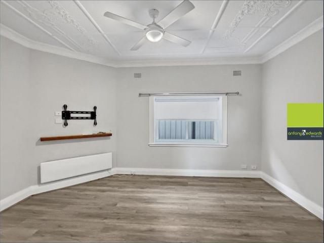Rent Inclusive of Lawn Service* Fully Renovated Californian Bungalow