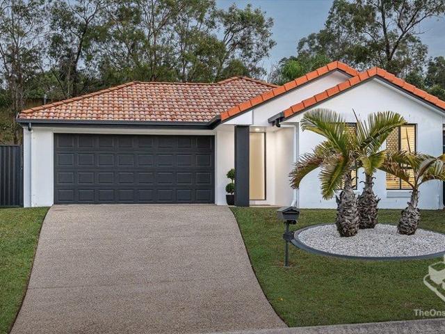 Fully Renovated & Air Conditioned Modern Family Home in Parkinson ? Stretton State College Catchment