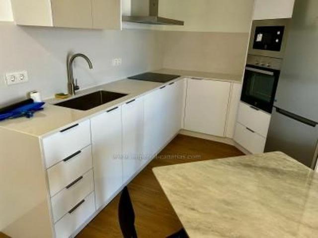 Fully renovated apartment with sea views in the heart of Los Realejos – long term rental