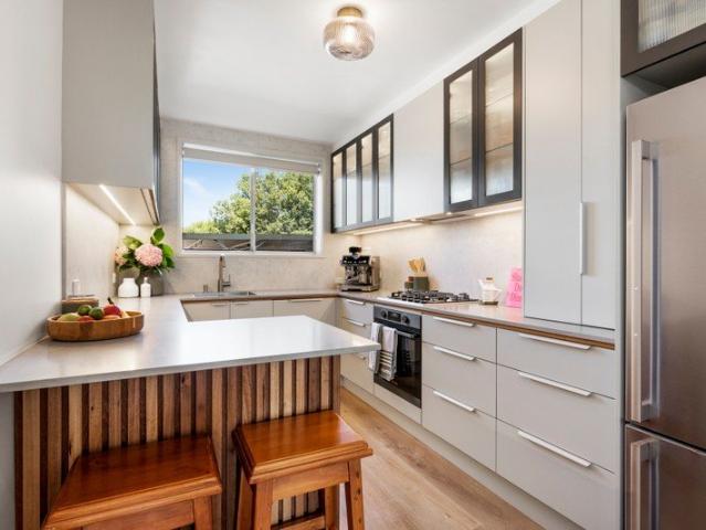 Fully renovated apartment with stunning courtyard