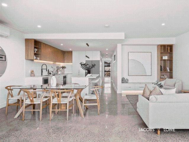 Fully Renovated Apartment with Stunning Bay Views