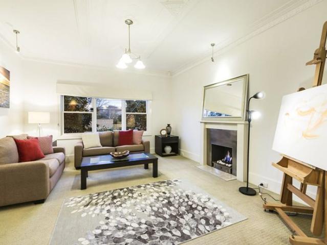 Fully Renovated Art Deco Four Bedroom Family Home