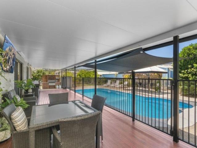FULLY RENOVATED BEACH SANCTUARY AT LUCINDA!