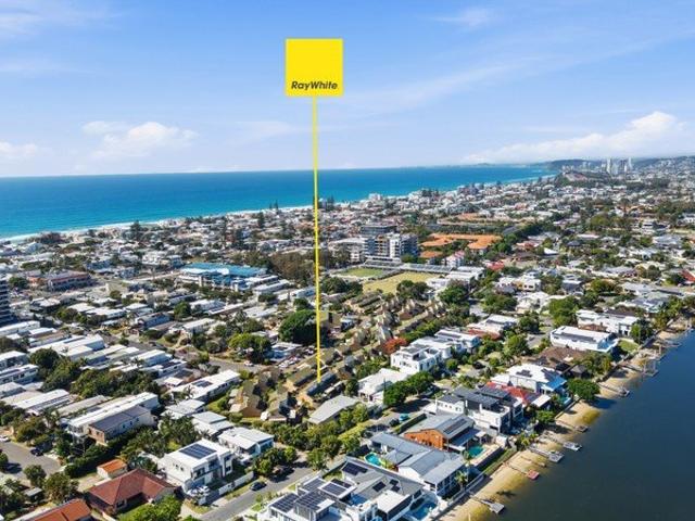 FULLY RENOVATED BEACHSIDE LIVING DESIGNER FINISHES, EFFORTLESS LIFESTYLE