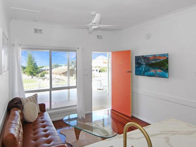 Fully Renovated Beachside Unit ALL UTILITIES INCLUDED!