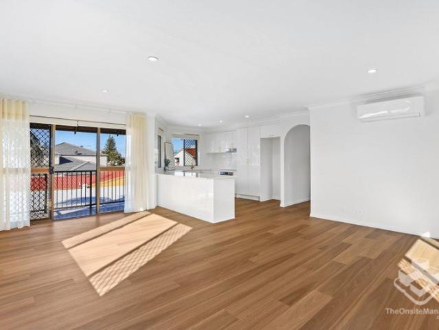 Fully Renovated | Beautiful Coastal Apartment | Walk to Mermaid Beach | Hinterland and City Views