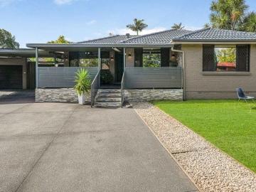 Fully Renovated Brick Home with R3 Zoning & 16.29m Frontage