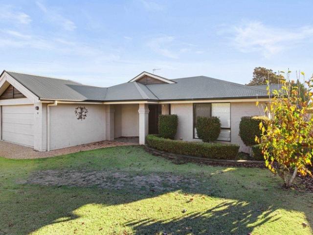 Fully Renovated Gem in Middle Ridge