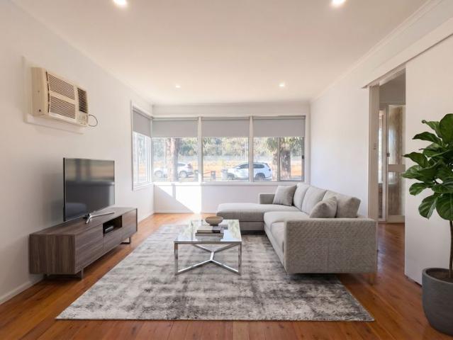 FULLY RENOVATED GEM IN WERRINGTON!