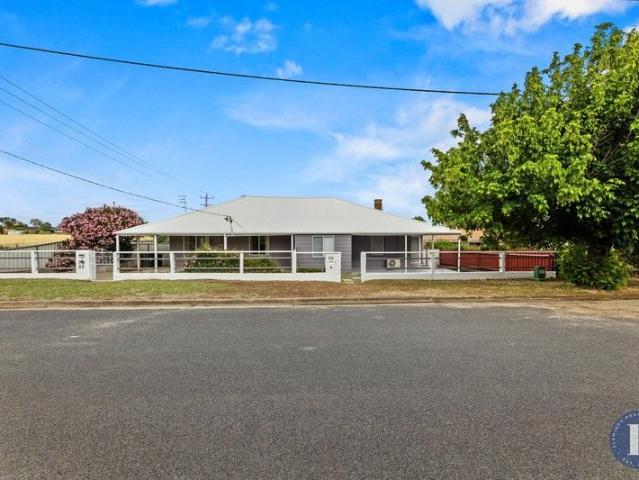 FULLY RENOVATED DUAL UNIT OPPORTUNITY
