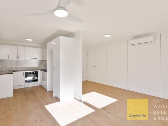 Fully Renovated Duplex in Heart of Southport