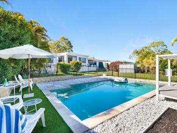 Fully Renovated Family Haven Move In and Enjoy