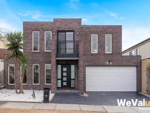 Fully Renovated Family Home in a Prime Roxburgh Park Location