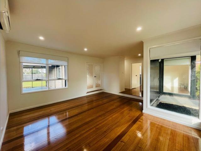 Fully Renovated Family Home in Strathmore Heights