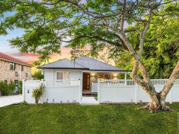 Fully Renovated Family Home on a LMR3 Subdividable Block STCA