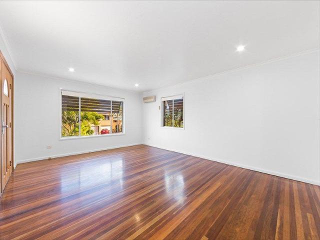 FULLY RENOVATED FAMILY HOME WITH DECKING