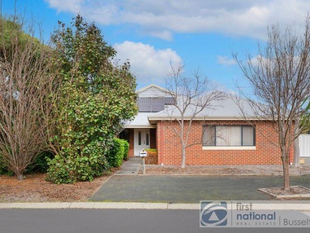 Fully Renovated Family Home with Side Access & Shed