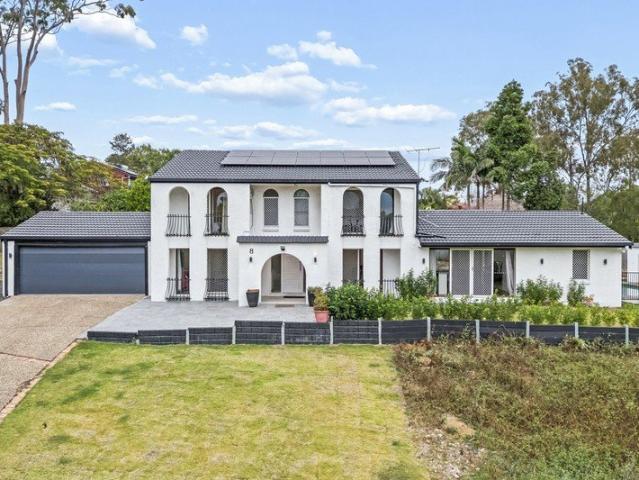 Fully Renovated Family Living with Resort Style Entertaining