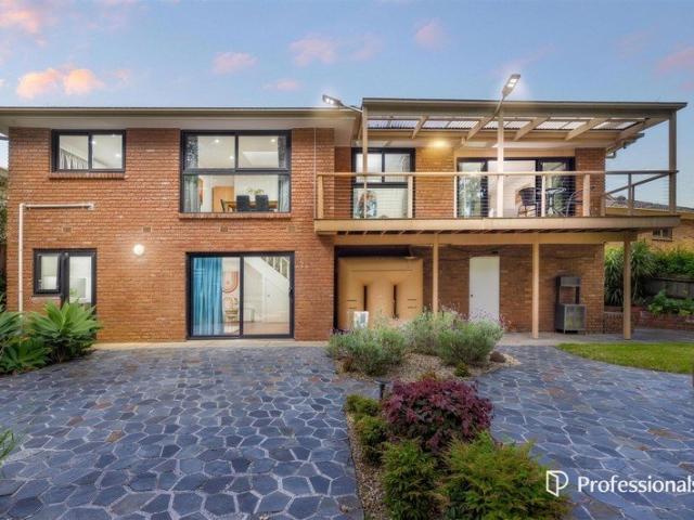 FULLY RENOVATED FAMILY LIVING WITH SCOTCHMANS CREEK TRAIL VIEWS