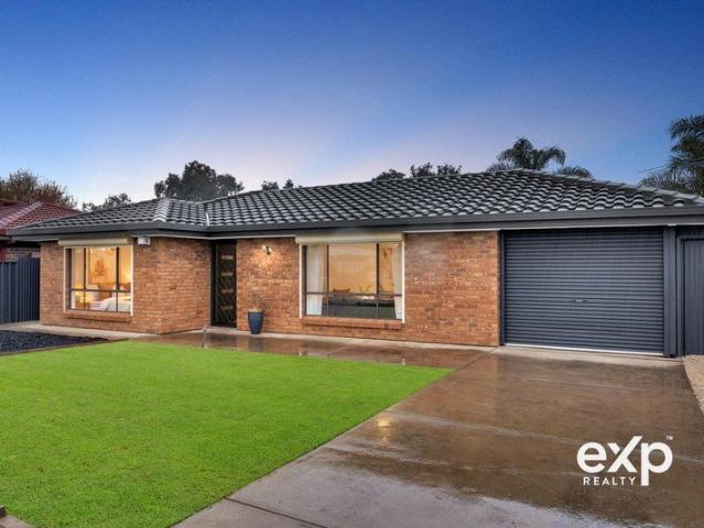 Fully Renovated Family Living with Space, Style & Outdoor Entertaining
