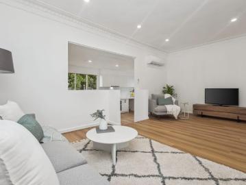 Fully Renovated Family Living in Golden Square