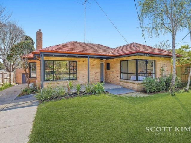 Fully Renovated Family Living on 726sqm in Ashwood