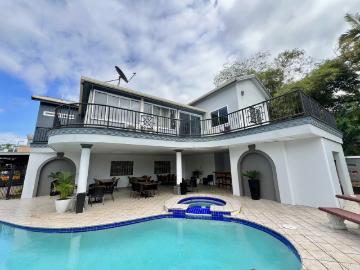 Fully Renovated Freehold Hotel with Large Guest House in Popular Tourist Town 127HF