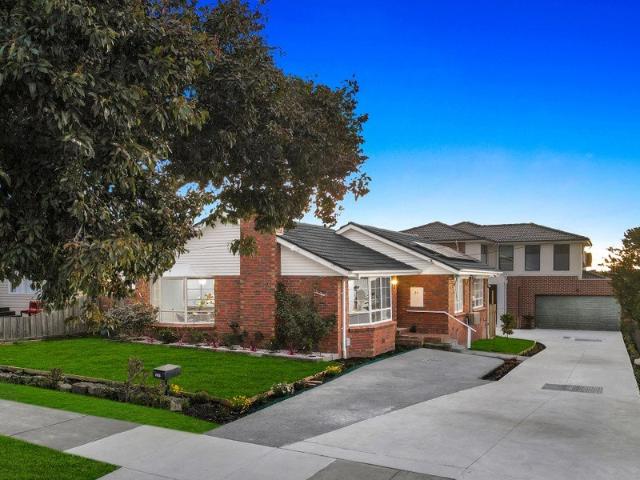 Beautifully Refreshed Front Unit Only Two on the Block