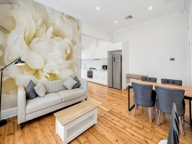 Fully renovated furnished character cottage in the heart of North Adelaide