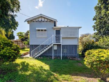 Fully Renovated Home in Mount Morgan