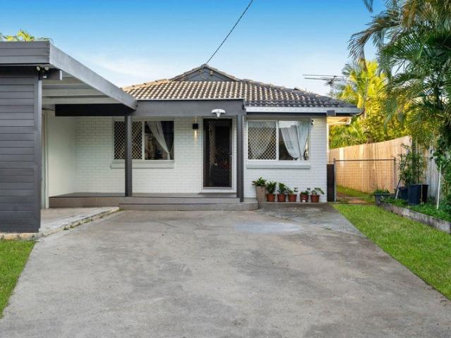 Fully Renovated Home in Strathpine