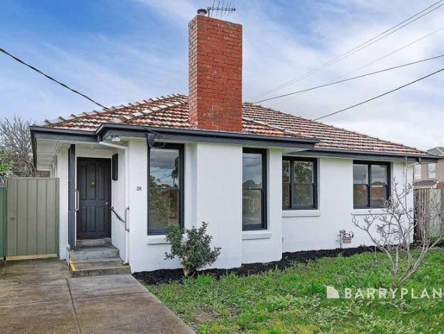 Fully Renovated Home on Its Own 316m² Allotment