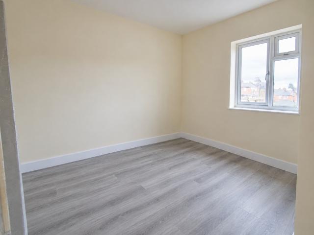 Fully Renovated one bedroom flat in South Lynn