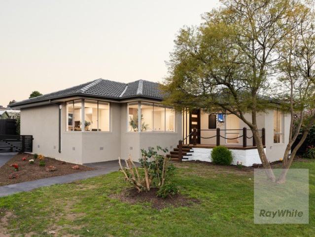 Fully Renovated Living in a Fantastic Bundoora Location